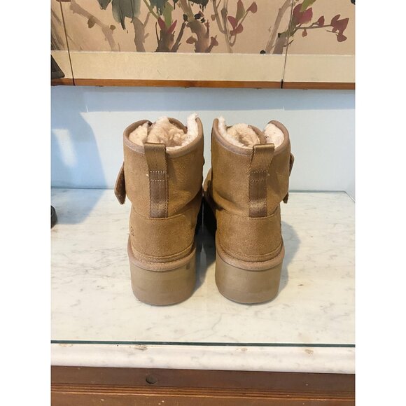 UGG Platform Shoes Womens Size 10 Shearling Strap Boot 1130554 Cozy - Picture 3 of 5